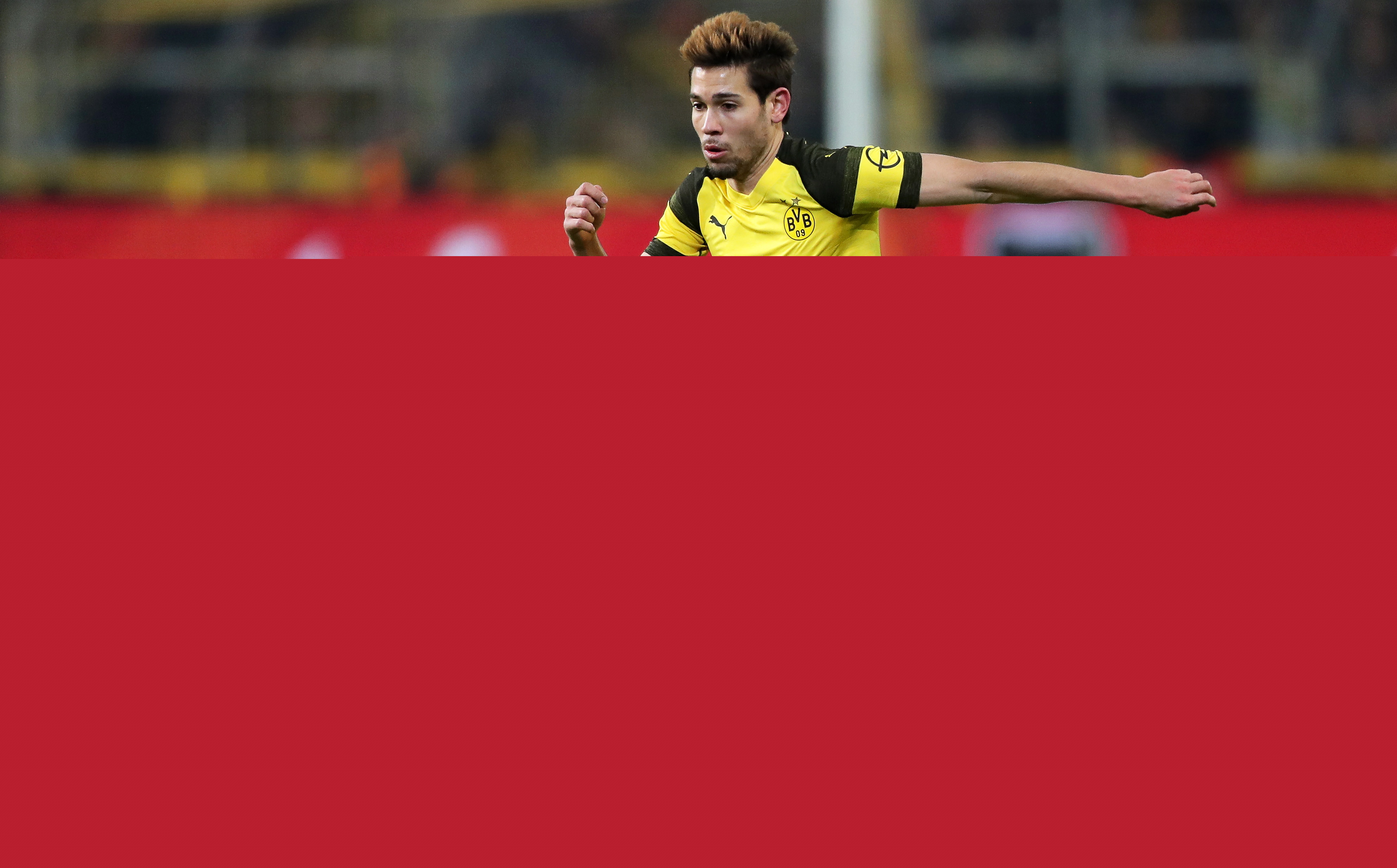 每体：巴萨内部对亚马尔每次客场都成为“头号公敌”感到担忧