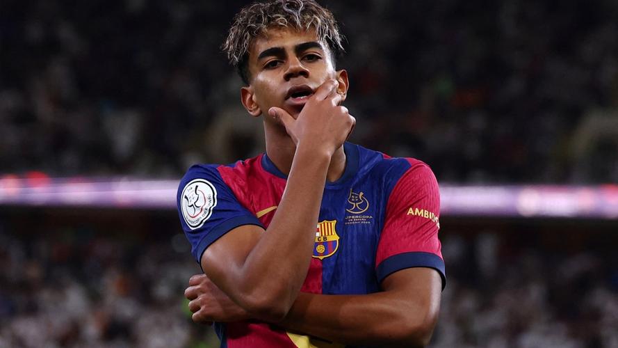 当选中超最佳教练，拉莫斯：这是我们集体奉献的成果（荣膺中超最佳教练，拉莫斯：荣耀属于团队）