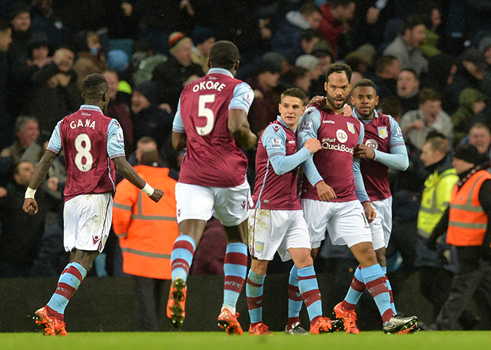 卡里克：曼联掌控了本场比赛，维拉进的球都是逆风球（卡里克：曼联占据主动，维拉的进球皆为逆势而来）