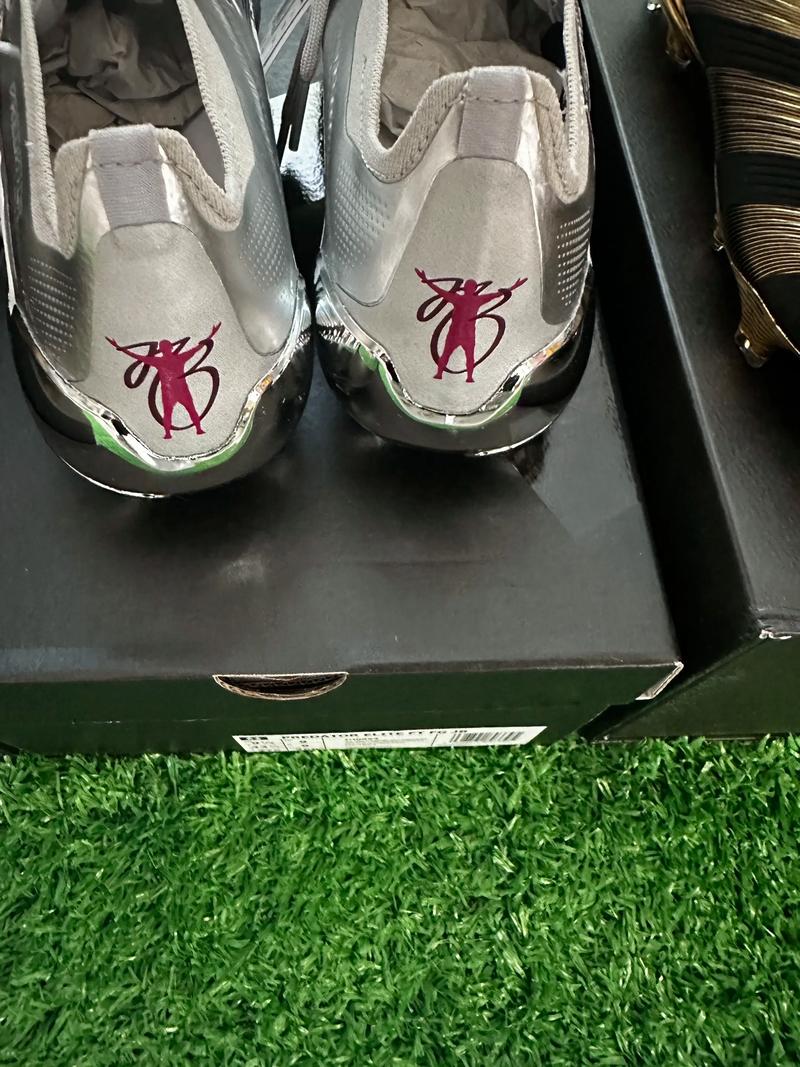 篮球勇士明星球员连续得分20+