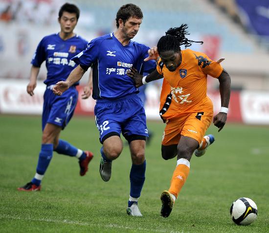 罗马诺：利物浦对伊萨克的首份报价为1.2亿镑+浮动