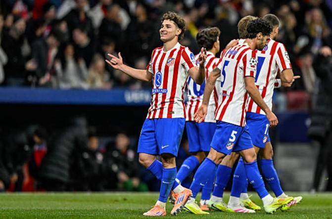 太阳报走访出售原味球衣公司的仓库：汗臭味强烈却不令人反感