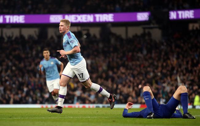 足球中超发布赛程海报，视觉效果炸裂（中超公布赛程海报，视觉冲击力爆棚）