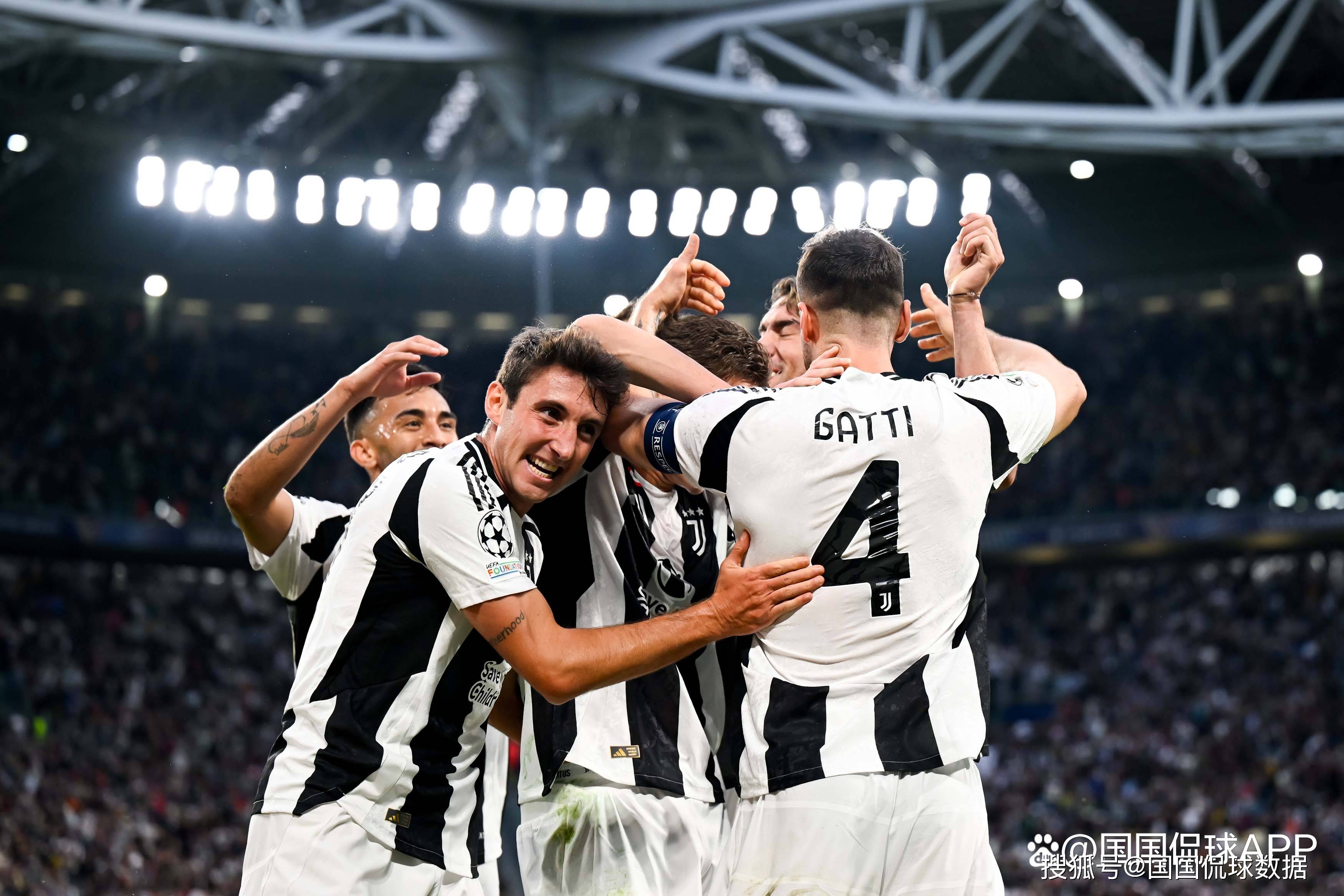 38岁后单赛季为意甲升班马攻入至少4球，瓦尔迪是历史第二人（瓦尔迪成史上第二位38岁后单季为意甲升班马攻入至少4球的球员）