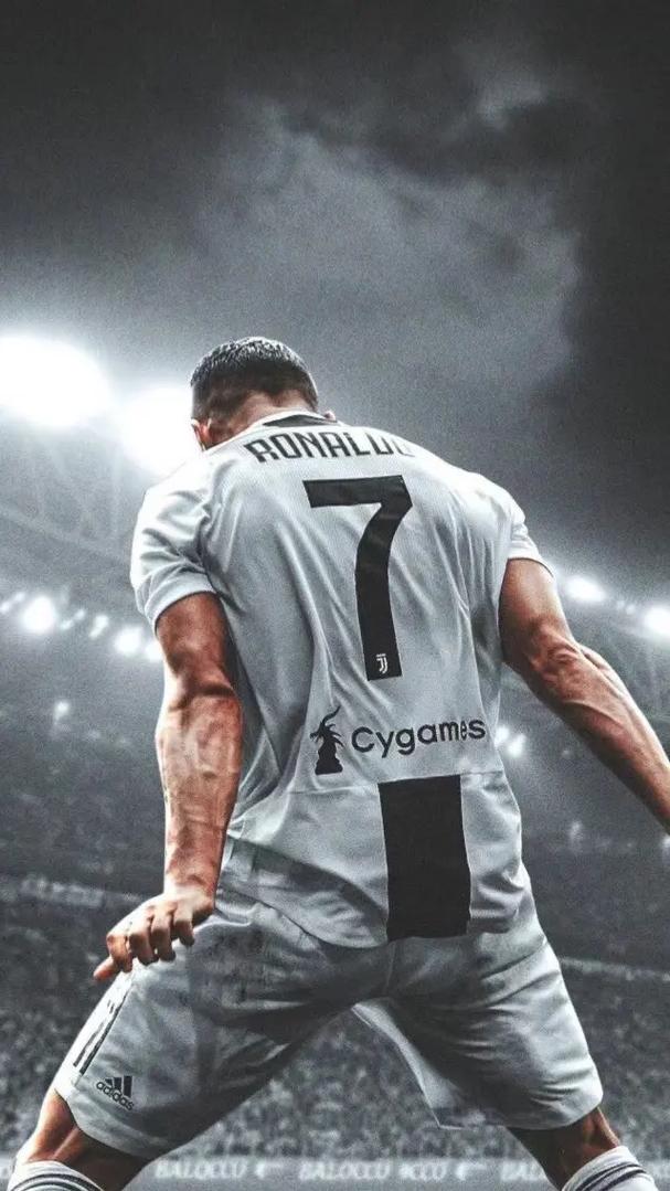 英超前瞻：布莱顿主场不败，小蜜蜂状态火热近5战4胜1负（英超前瞻：布莱顿主场延续不败，布伦特福德近5战4胜1负势头正猛）