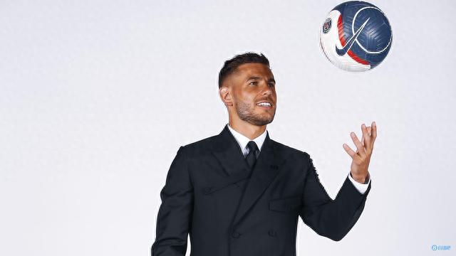 对手的防守直接被拆散