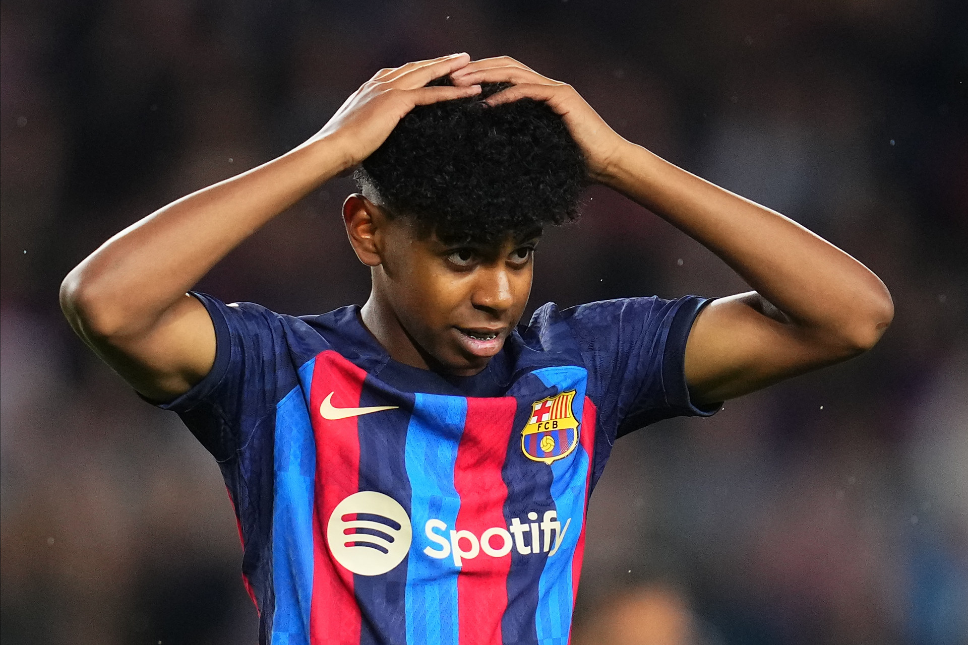 女子篮球联赛精彩进球回顾